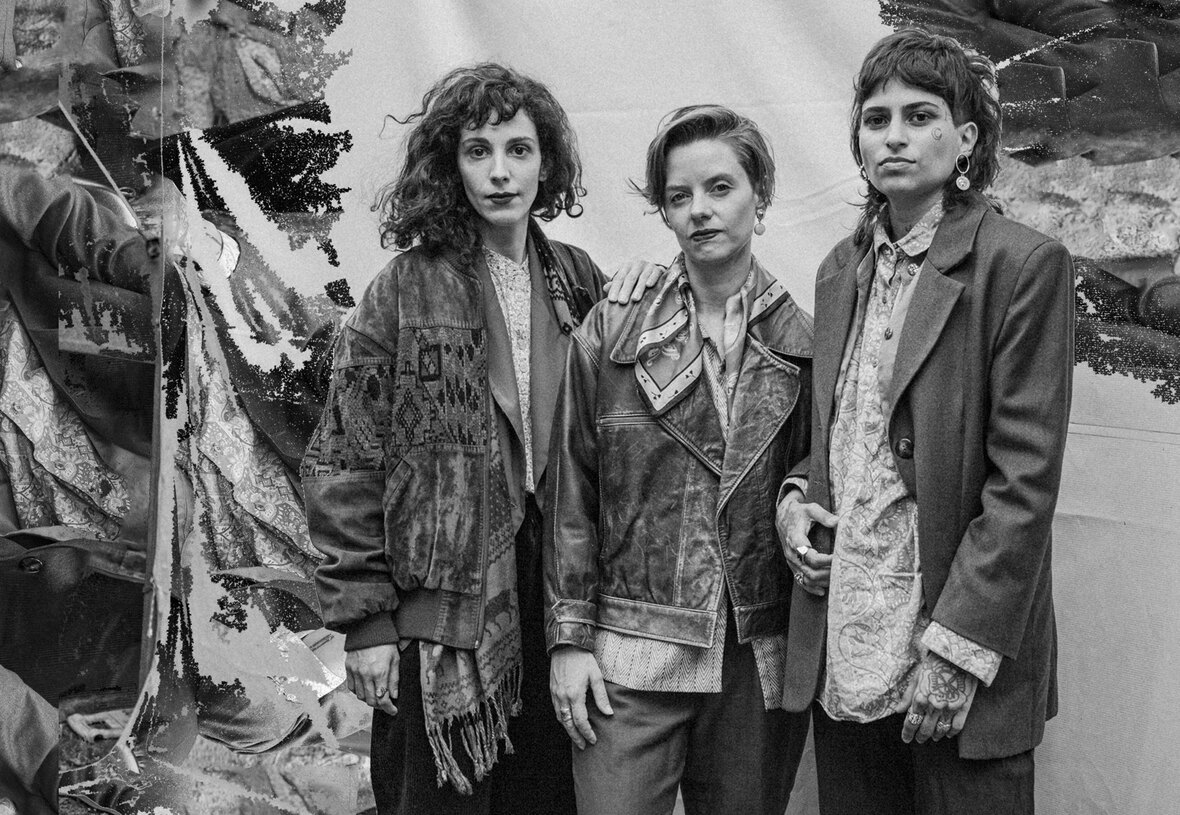 glitch9EMASTONED TENDAL Sue elie Andrade De-5923