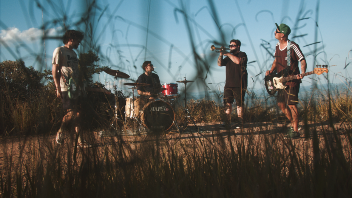 novo corte sem cor micuim.00 02 55 20.Quadro005