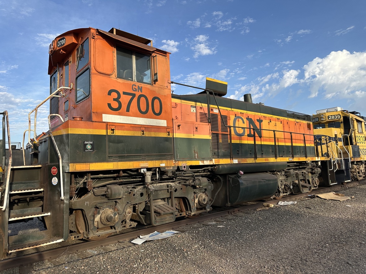 MP15DC Locomotive For Sale or Lease