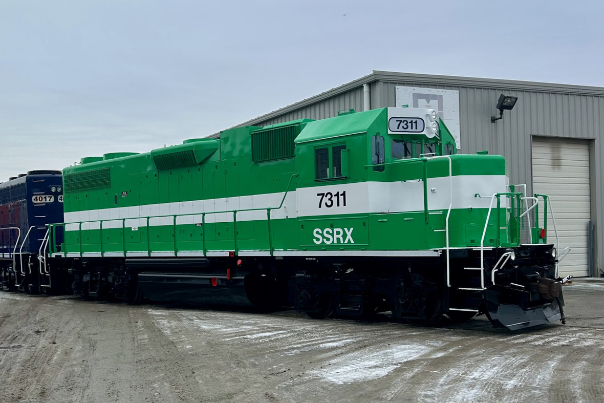 gp38-2