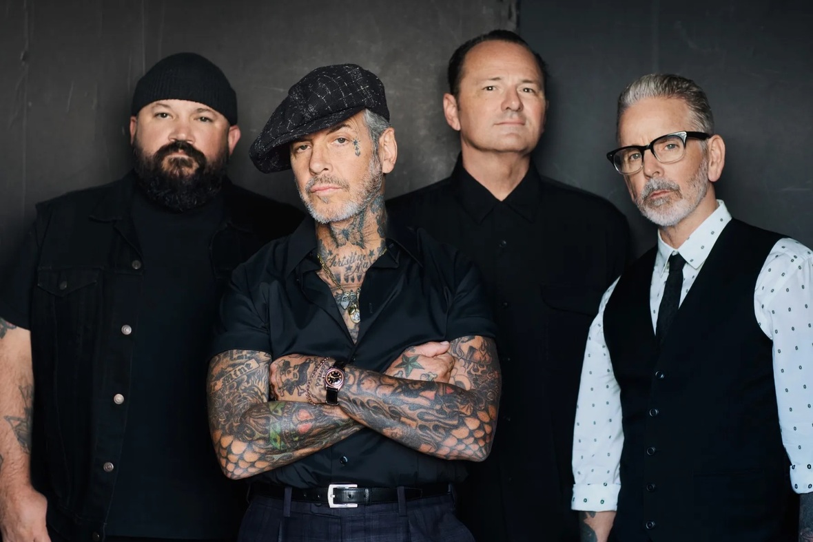 SocialDistortion