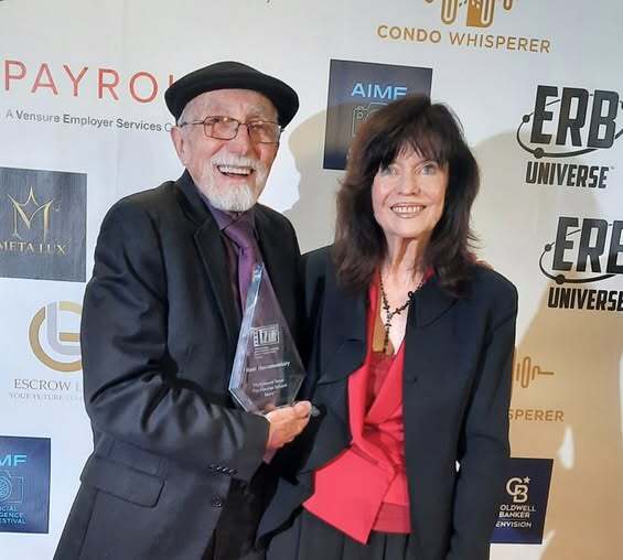 Tom and Harriet with award tiff